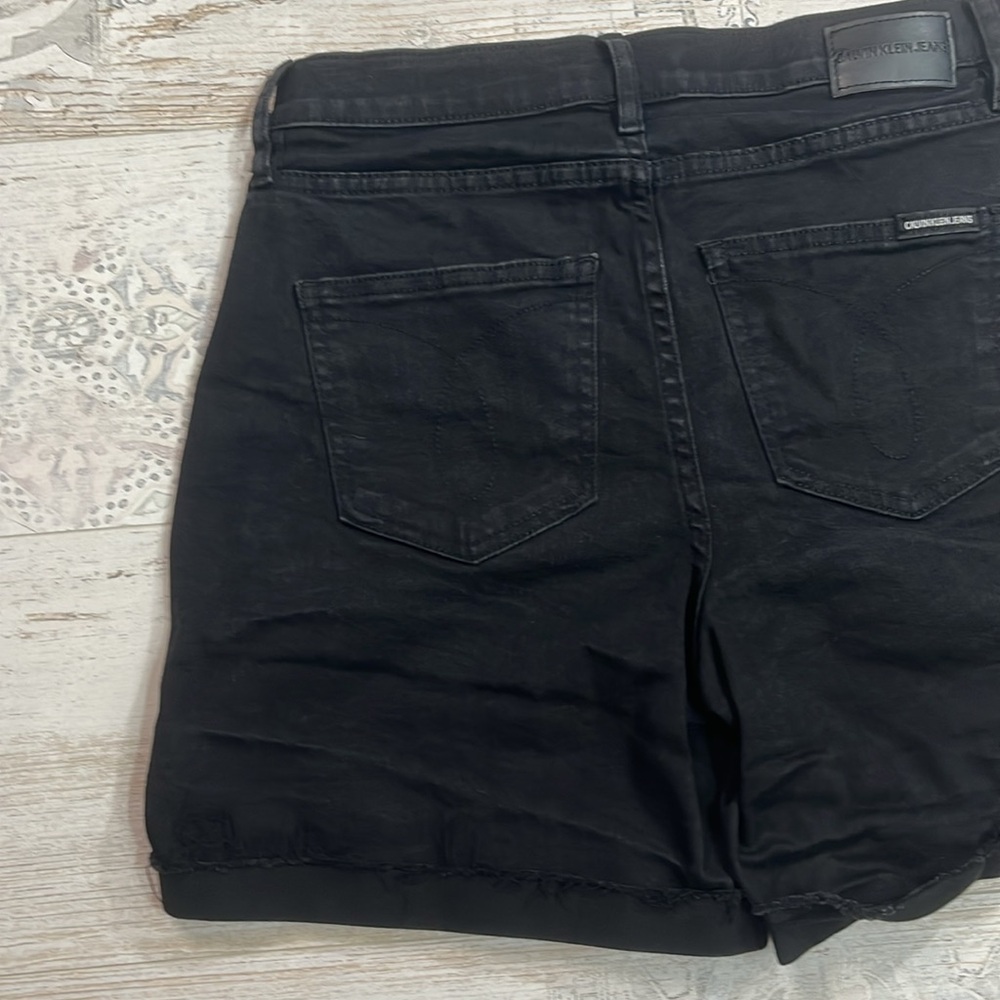 Calvin Klein Women's High Rise Black Denim Shorts Size 6 - Picture 7 of 9